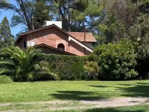 Terreno en Venta 17  mts Fondo