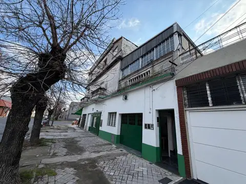 Venta en block de 2 PH en Villa Dominico
