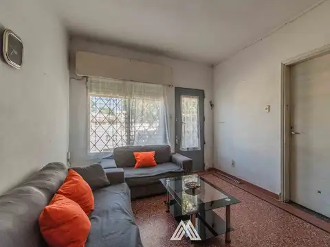 Venta casa 2 dorm. + apto + barbacoa Las Acacias