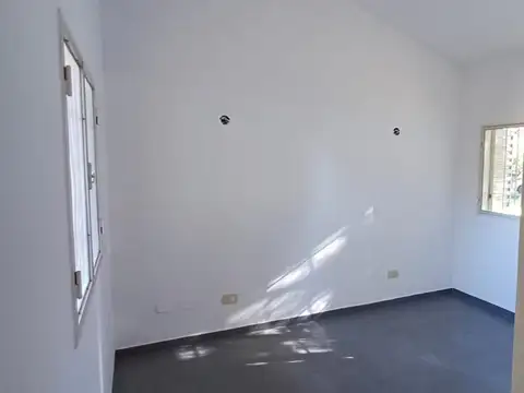 Casa en Venta con 7 cocheras