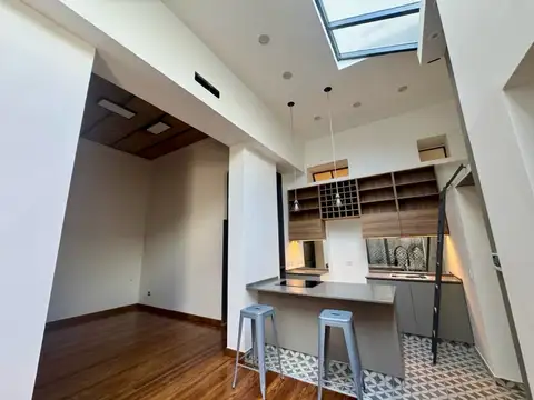 Depto Tipo Casa 4 ambientes con 3 baños