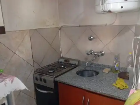 Formosa y Peru , Piso 1