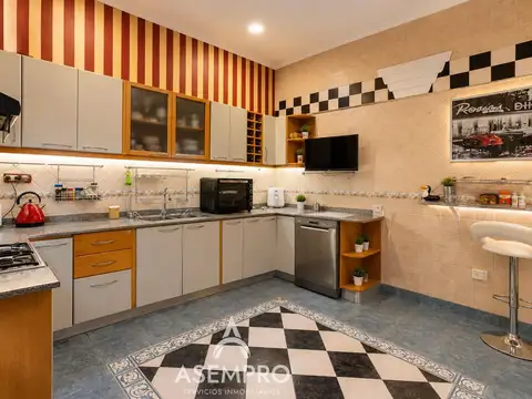 Depto Tipo Casa en Venta de 5 ambientes