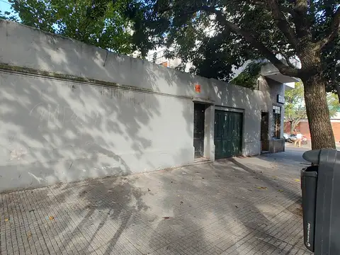 Local en Venta 65 años