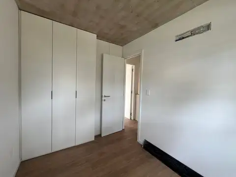 Casa en Alquiler con 1 cochera