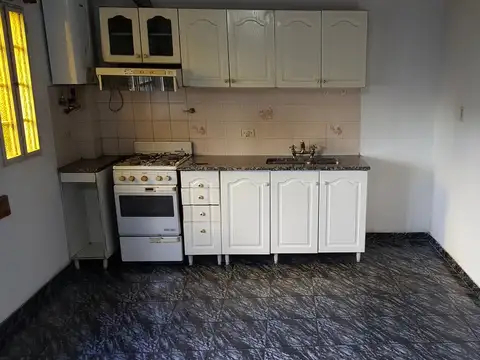 Sargento Cabral 3400, Piso 1