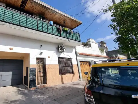 Depto Tipo Casa en Venta de 2 ambientes