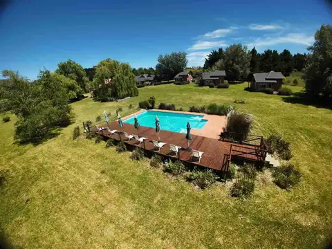 COMPLEJO DE 9 CABAÑAS Vip y Premium  S/Ruta 226