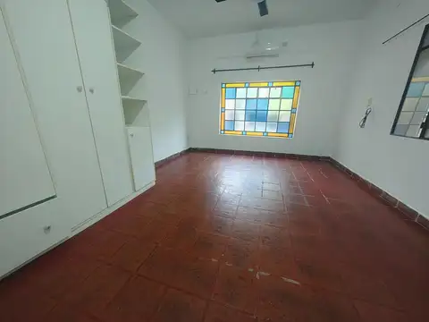 Depto Tipo Casa en Alquiler de 2 ambientes