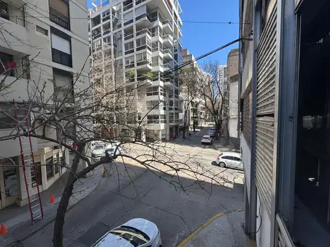 Venta Departamento Rosario Amplio Barrio Martin / Monumento / Estación Fluvial / Río. Oportunidad!