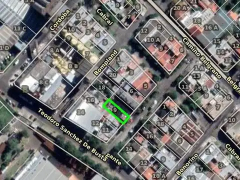 Terreno en Venta 8  mts Frente