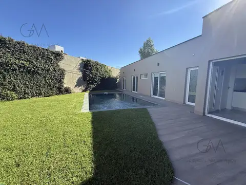 Casa en Alquiler en Mar del Plata, USD 2.300