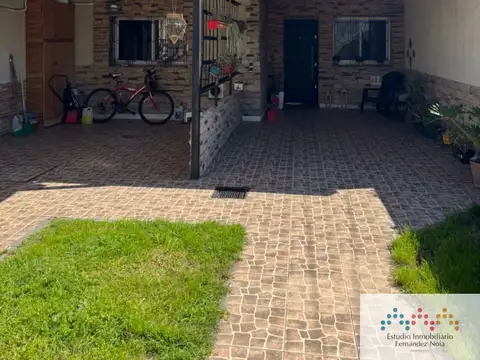 Depto Tipo Casa en Venta de 3 dormitorios