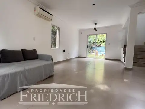 Casa 4 ambientes con 3 baños
