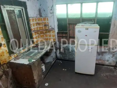 Galpon en Venta 43  mts Fondo