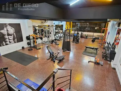 En venta Local Edificio Oficina de 4 pisos en Florida Mitre Este Vicente Lopez