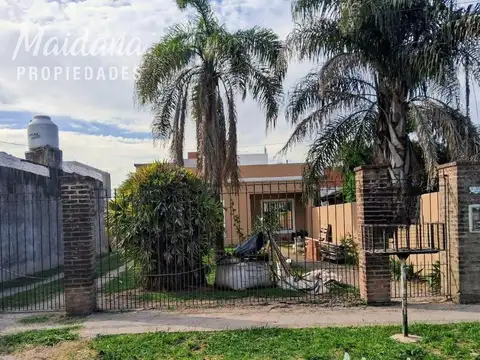 Hermosa Casa de 2 dormitorios. | Los Claveles al 2600