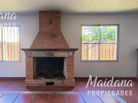 Hermosa Casa de 2 dormitorios. | Los Claveles al 2600