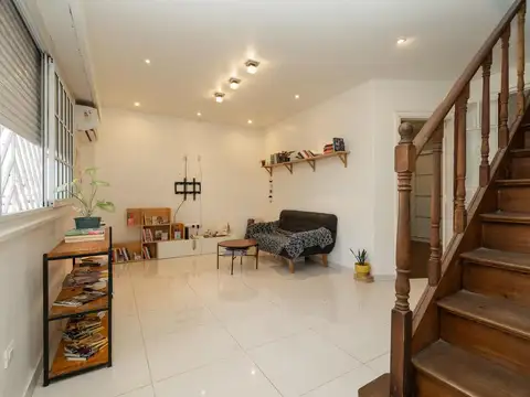 VENTA PH APTO CREDITO 3 ambientes en Villa Devoto AL FRENTE