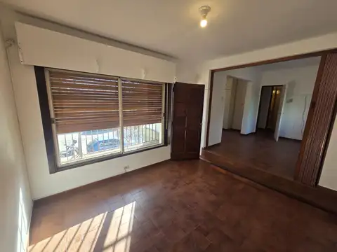 Depto Tipo Casa en Venta de 5 ambientes