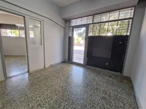VENTA LOCAL COMERCIAL 32 METROS VILLA SARMIENTO