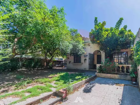 Venta casa 3 dormitorios 2 baños La Blanqueada 