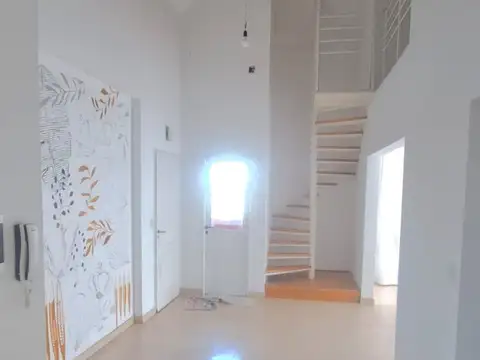 Casa en Alquiler de 3 dormitorios