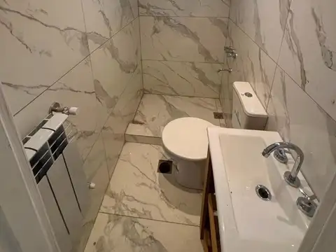 Depto Tipo Casa 3 ambientes con 2 baños