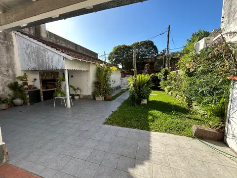 Casa en Venta en Munro, USD 160.000