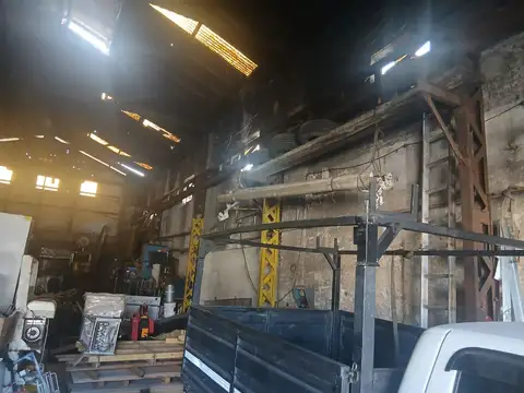 VENTA/PERMUTA – Galpón ideal para inversión o desarrollo logístico. Barrio Bella Vista, Rosario.