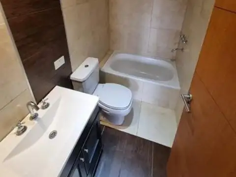 Departamento 3 ambientes con 2 baños