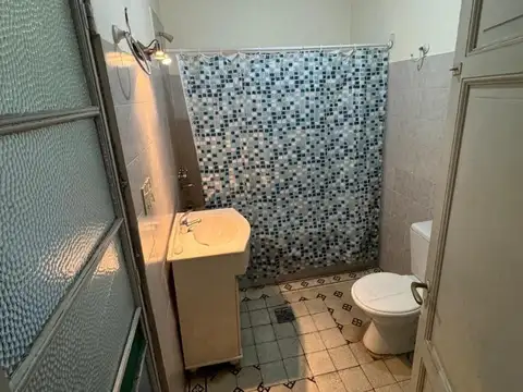 Depto Tipo Casa en Alquiler en Floresta, $ 800.000