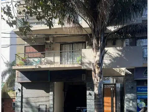 *VENTA DE COCHERA CUBIERTA Nro 2 *ENTRADA CON PORTON AUTOMÁTICO *UBICADA A MTS. DE AV. DE MAYO 