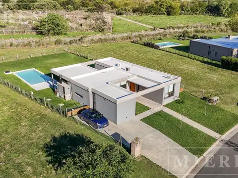 Casa en venta en area 2 San Sebastian