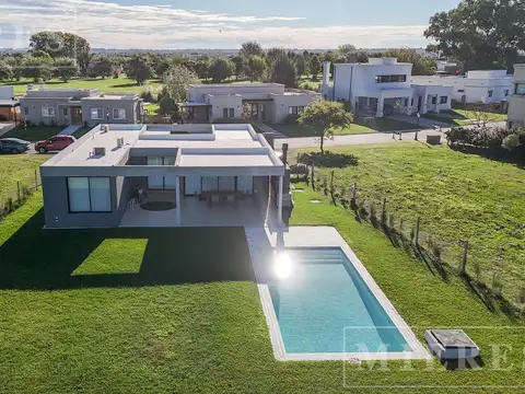Casa en venta en area 2 San Sebastian