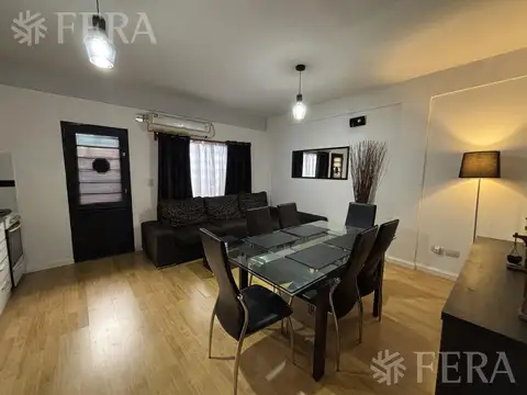 Venta PH 2 ambientes con cochera en Berazategui
