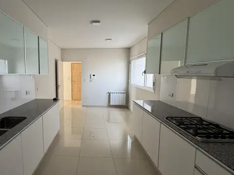 Departamento en Alquiler con 1 cocheras