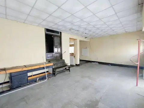 CASA A RECICLAR VERSALLES - ZONA ESTADIO VELEZ 