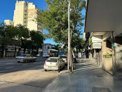 Oficina en Venta 49 años