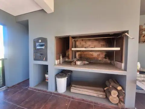 VENTA CASA QUINTA 5 AMB PILETA COMARCAS DE LUJAN