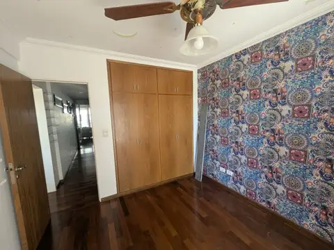 Departamento 4 ambientes con 2 baños