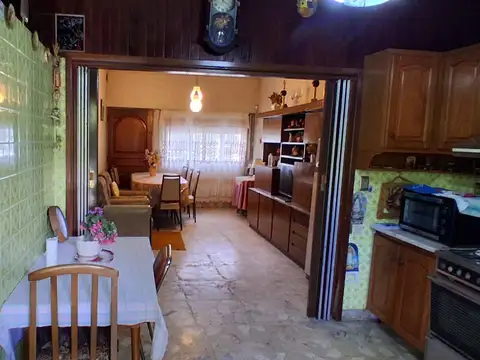 EXCELENTE PROPIEDAD (ZONA POLO TEXTIL)- CASA EN VENTA SOBRE TERRENO DE 10 X 23 (V. CELINA)