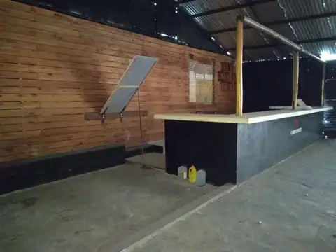 Galpon en Venta 35  mts Fondo