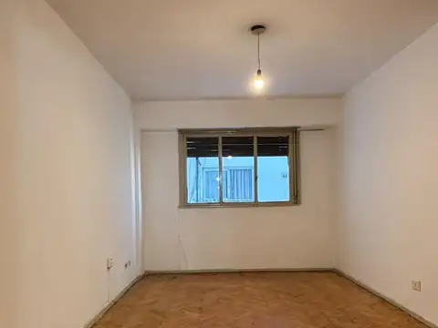 Departamento en Alquiler en Abasto, $ 460.000