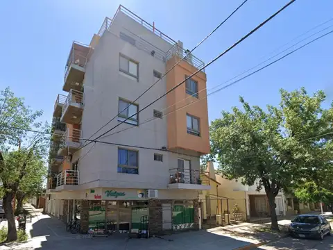 VENTA DEPTO 2 DORM ZONA CENTRO C/ BALCON