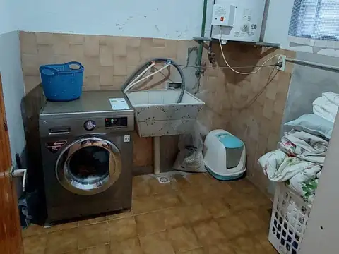 Casa en venta c/ cochera en Belén de Escobar
