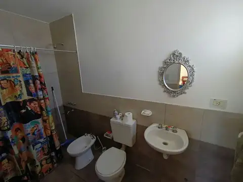 Departamento 4 ambientes con 1 baño