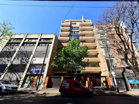 VENTA DEPTO/OFICINA 4 AMB CON COCHERA MORON CENTRO