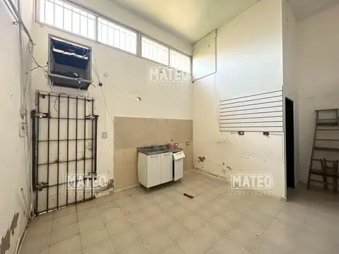 Local Comercial Sobre Calle Gorriti