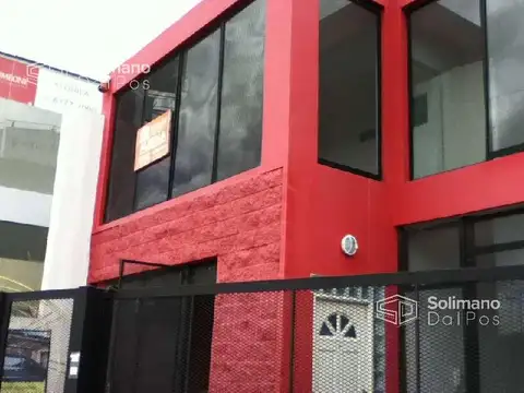 EDIFICIO COMERCIAL CON TERRAZA EN VILLA ADELINA